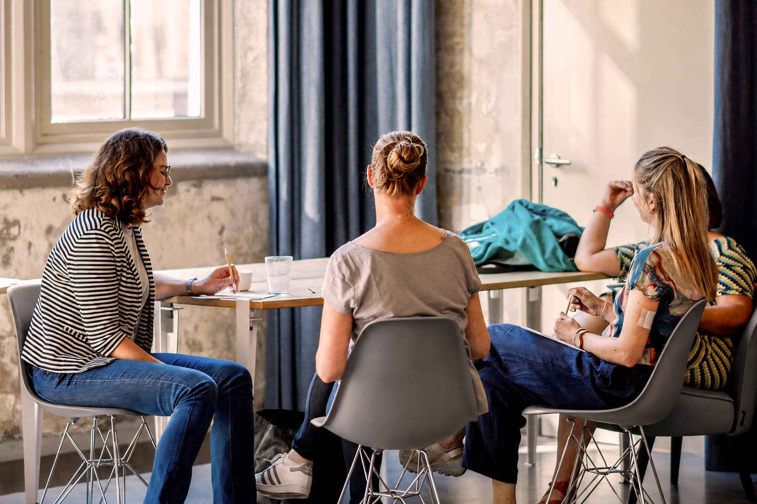 Leidinggeven in het onderwijs: menselijk én duidelijk sturen